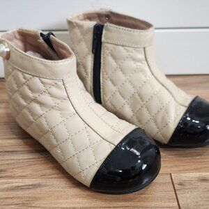 Charming baby boutique Booties